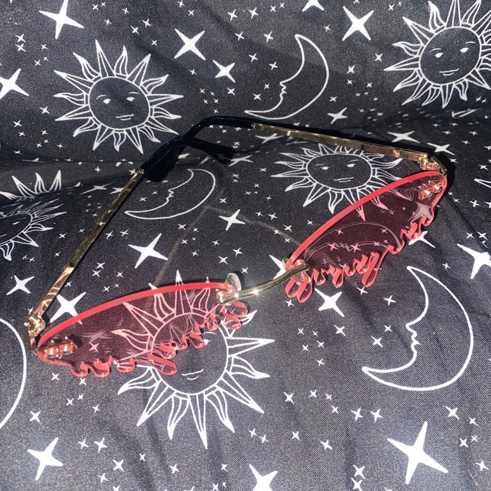 Pink Rimless Tear Shades - Picture 3 of 6